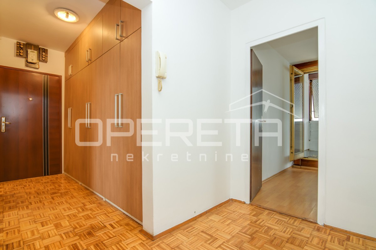 Vendita, Appartamento, Travno, Božidara Magovca, 2,5l, 63m2