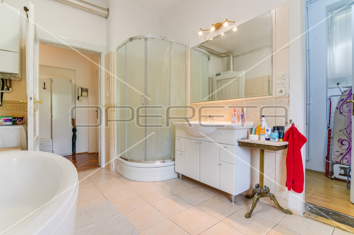 Vendita, Casa, Medveščak, Medveščak, Semiindipendente, 375m2