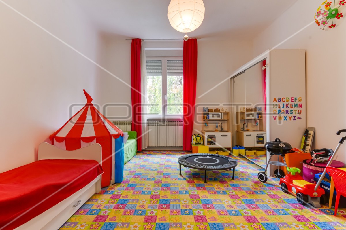 Vendita, Casa, Medveščak, Medveščak, Semiindipendente, 375m2