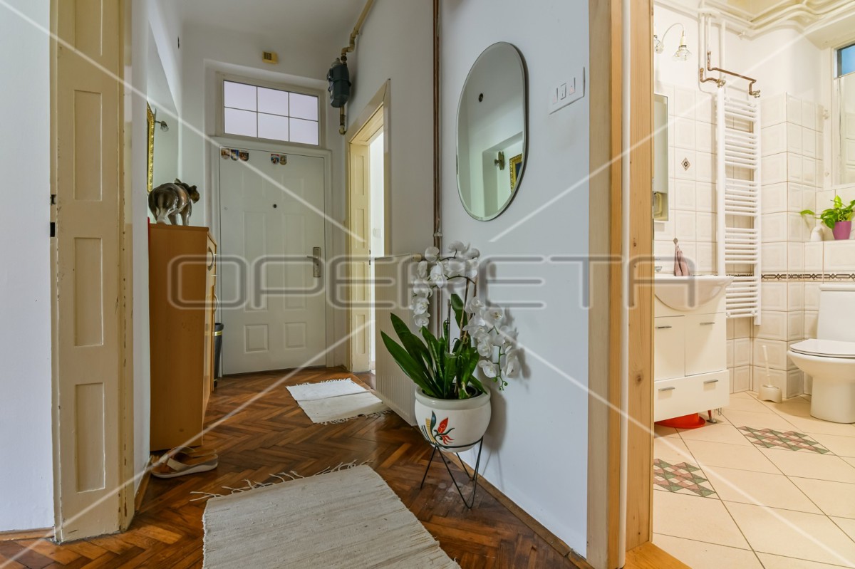 Vendita, Casa, Medveščak, Medveščak, Semiindipendente, 375m2