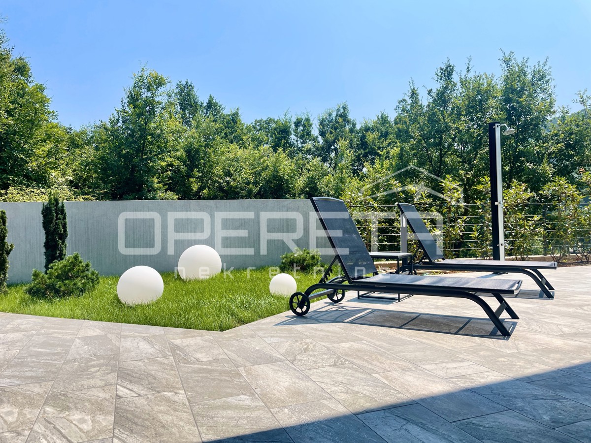 Mošćenička Draga – Villa moderna con piscina, a 10 minuti dal mare