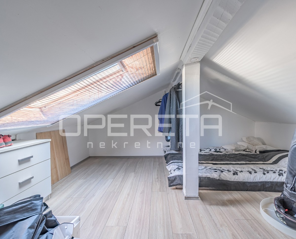 Istria, Marčana, casa con 3 camere da letto, piscina e garage, posizione tranquilla