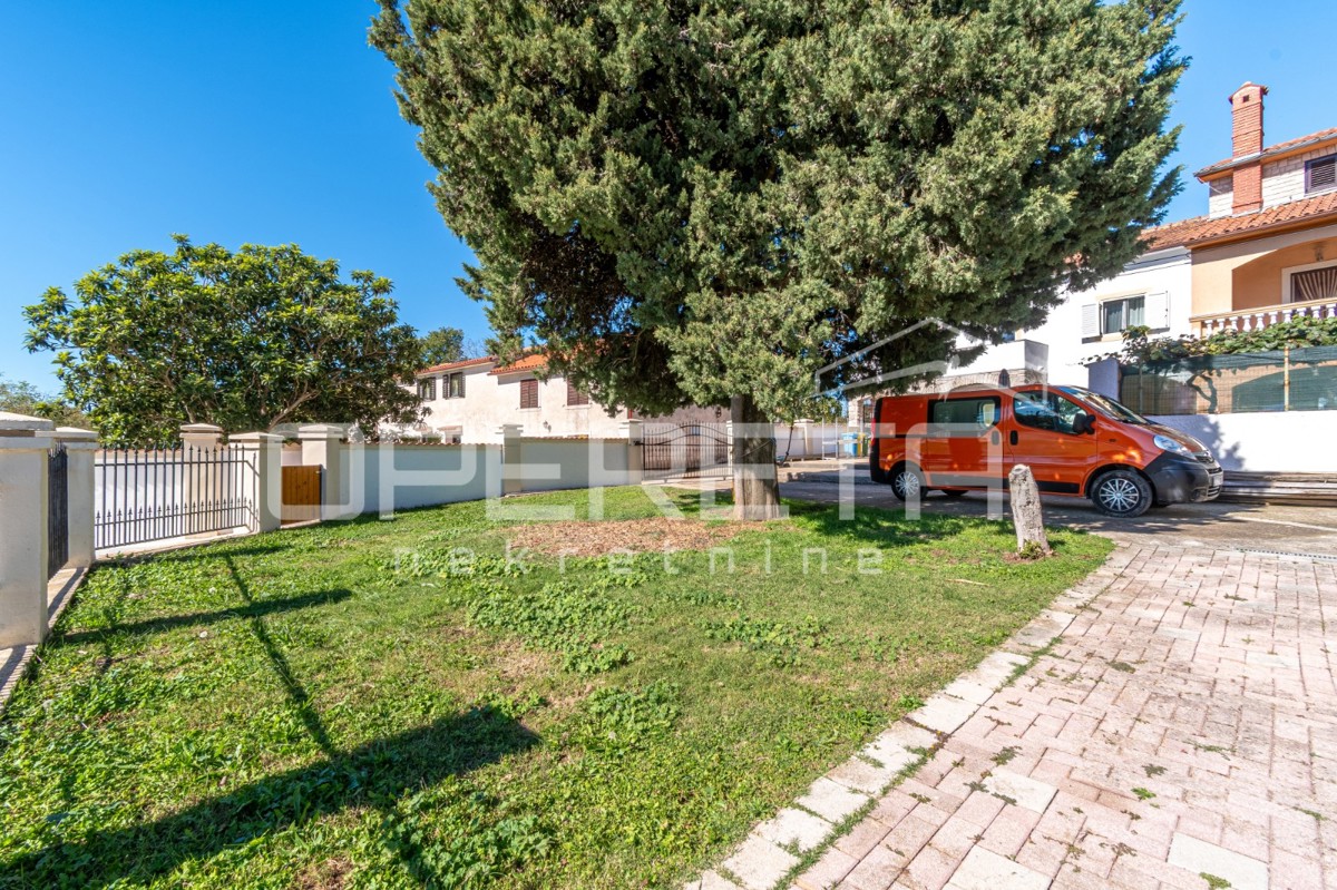Istria, Marčana, casa con 3 camere da letto, piscina e garage, posizione tranquilla