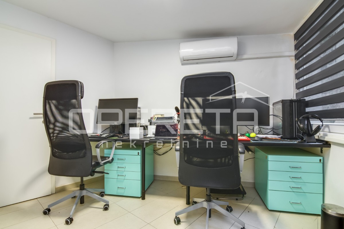 Vendita, Casa, Centar, Vinogradska , Indipendente, 204m2