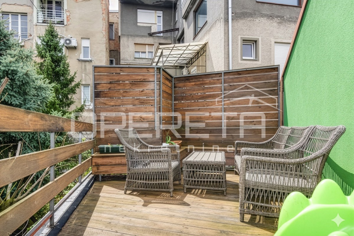 Vendita, Casa, Centar, Vinogradska , Indipendente, 204m2