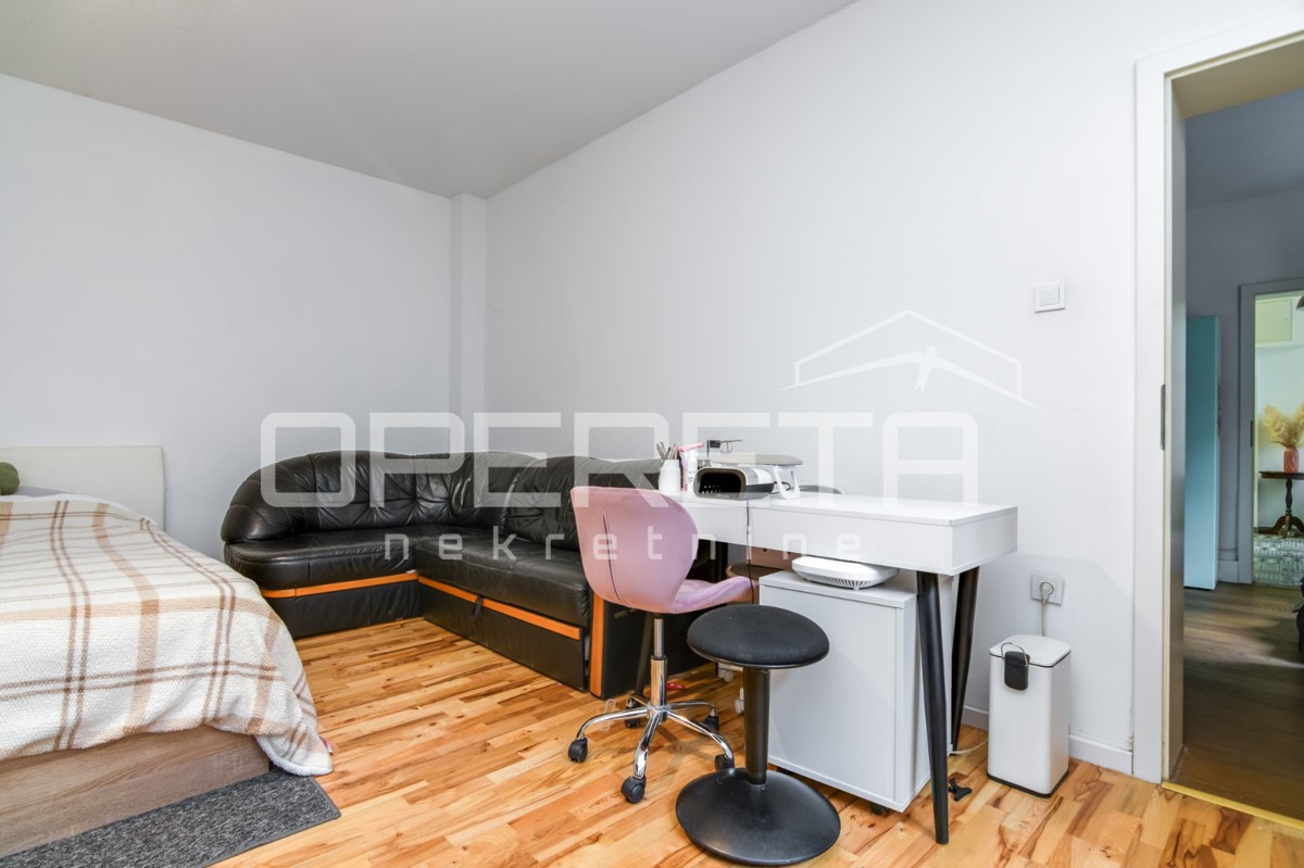 Vendita, Casa, Centar, Vinogradska , Indipendente, 204m2