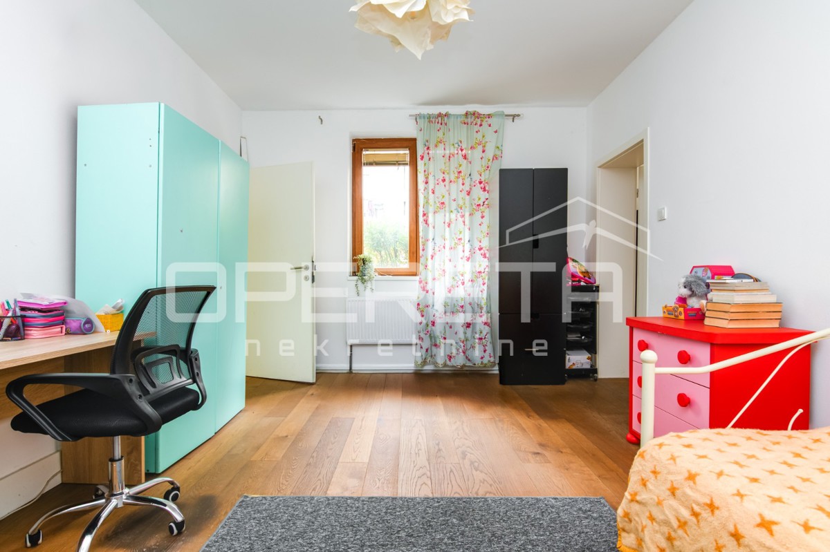 Vendita, Casa, Centar, Vinogradska , Indipendente, 204m2