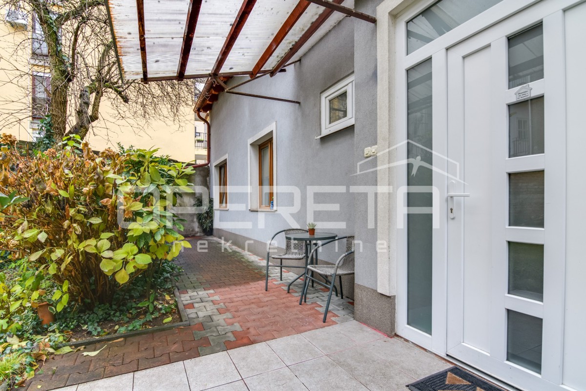 Vendita, Casa, Centar, Vinogradska , Indipendente, 204m2