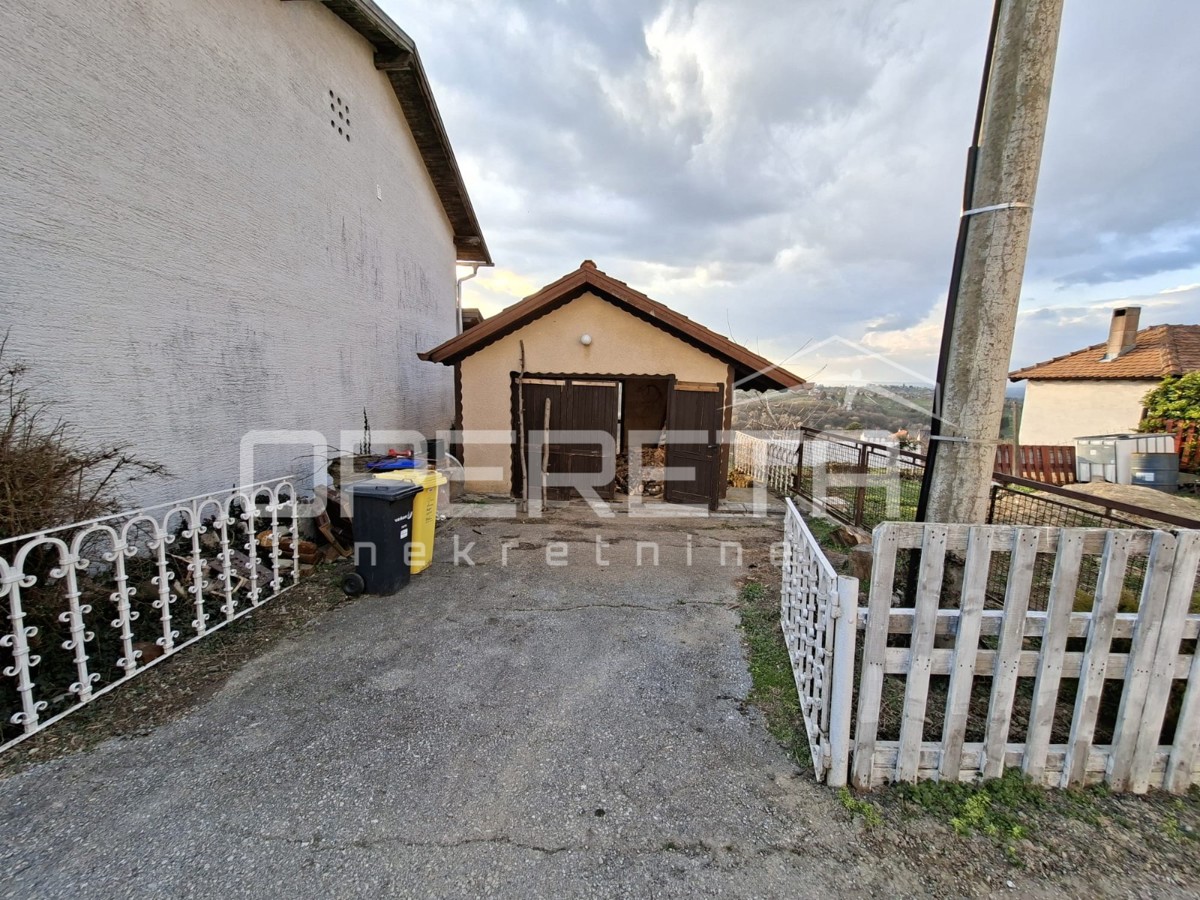 Vendita, Casa, Varaždin Breg, Banjšćina, Edificio doppio, 120m2