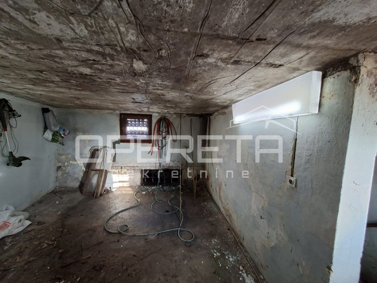 Vendita, Casa, Varaždin Breg, Banjšćina, Edificio doppio, 120m2