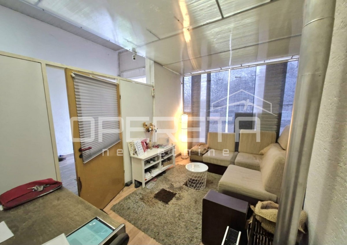 Vendita, Locale su strada, Donja Dubrava, Avenija Dubrava, 63m2