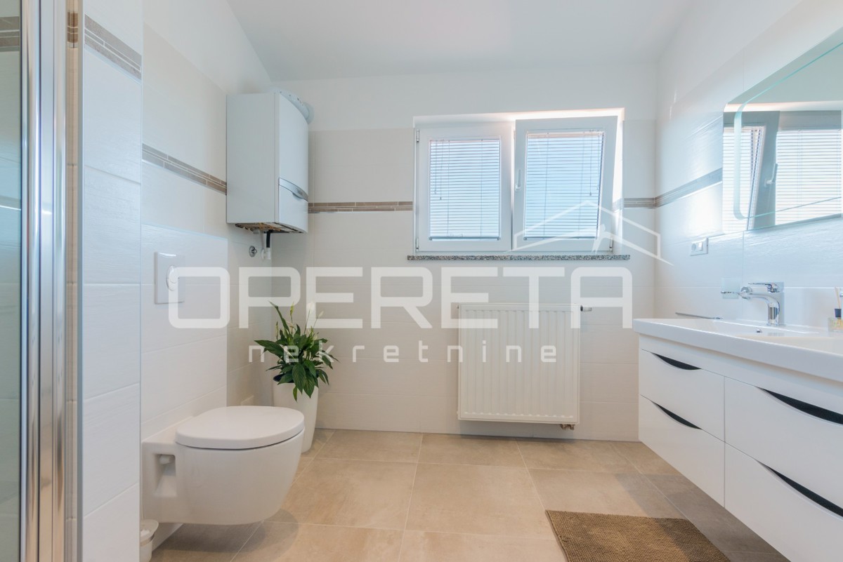 APPARTAMENTO LUSSUOSO A MEDULIN – 95 m² con grande terrazza e parcheggio!