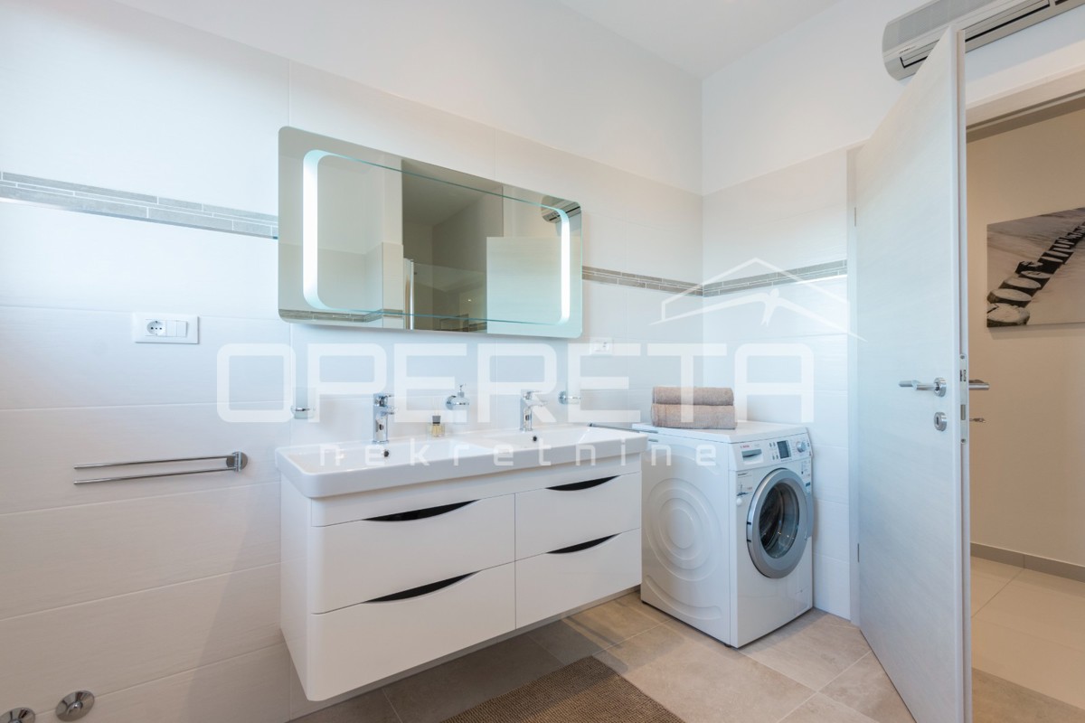 APPARTAMENTO LUSSUOSO A MEDULIN – 95 m² con grande terrazza e parcheggio!