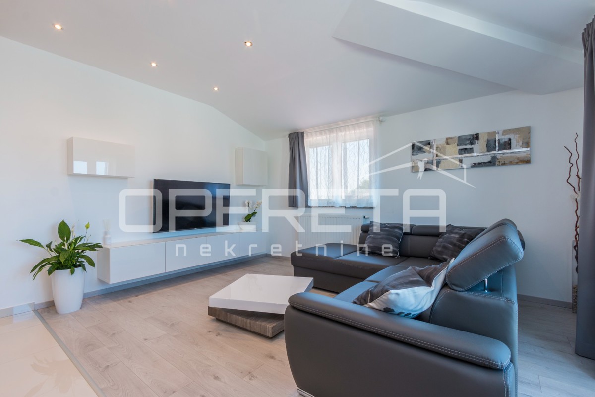 APPARTAMENTO LUSSUOSO A MEDULIN – 95 m² con grande terrazza e parcheggio!