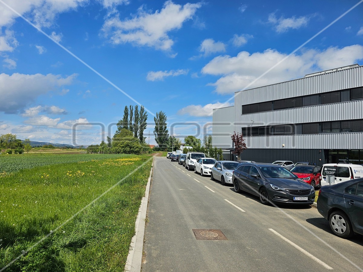 Gradna, Bobovica, 5.157,00 m2, 412.560,00 EUR