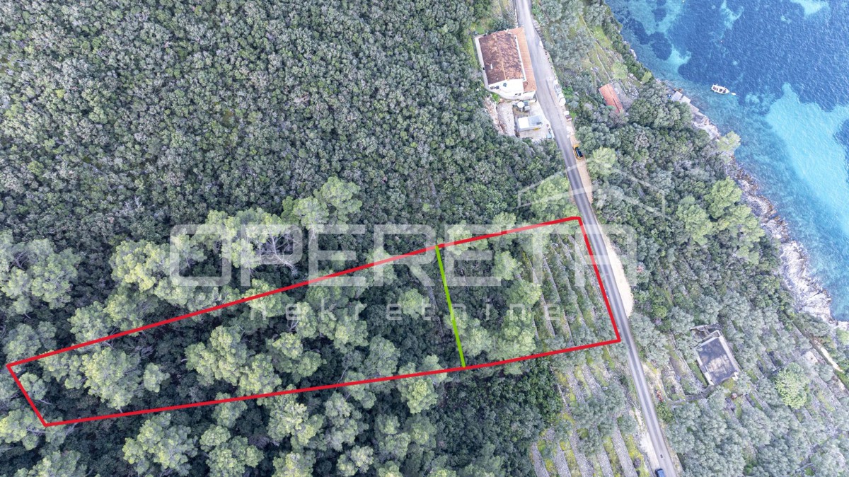 Terreno edificabile di 934 m2, seconda fila dal mare, isola di Korčula