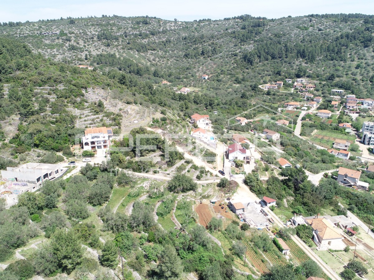 Opportunità di investimento – Terreno edificabile di 1355m2, Vela Luka