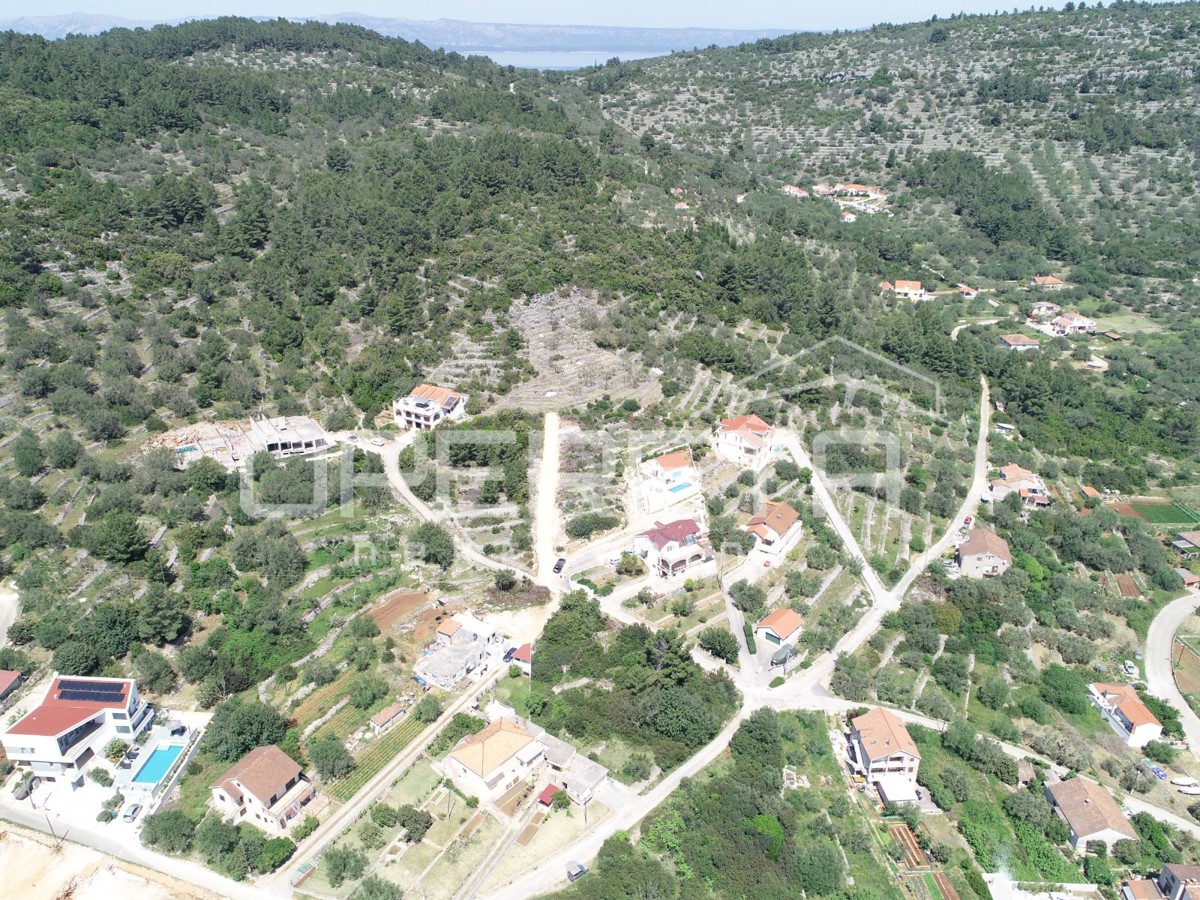 Opportunità di investimento – Terreno edificabile di 1355m2, Vela Luka