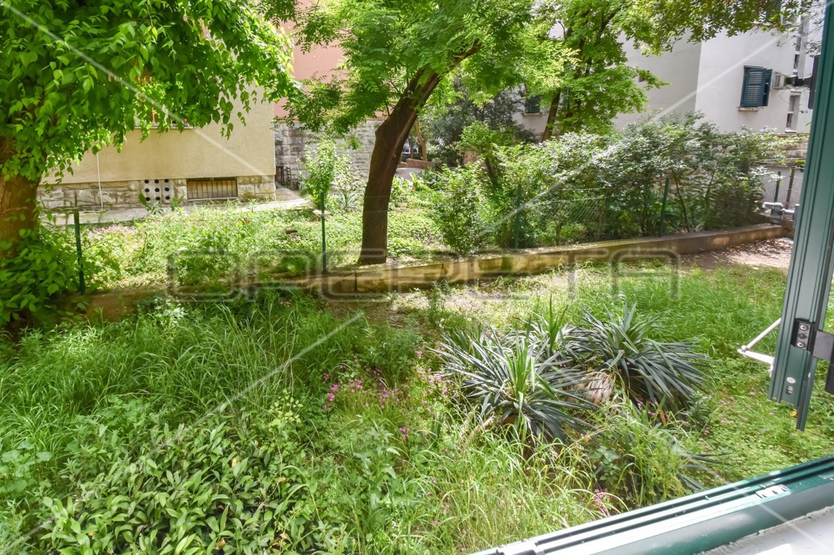 Investimento ideale, appartamento a Spalato a Bačvice con vista sul giardino