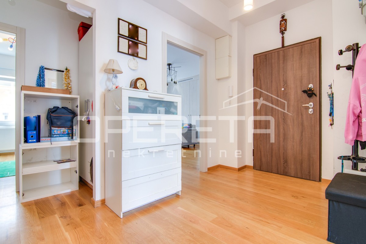 Vendita, Appartamento, Zapadni kolodvor, Čanićeva , 3l, 74m2