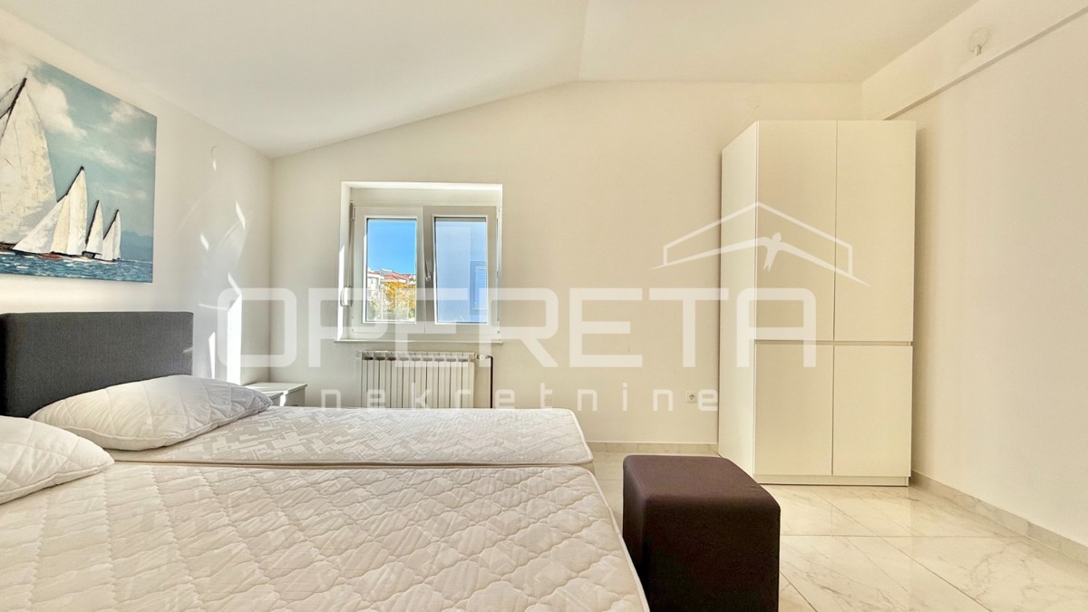 Novalja – appartamento trilocale di 85 m², a 500 m dal mare