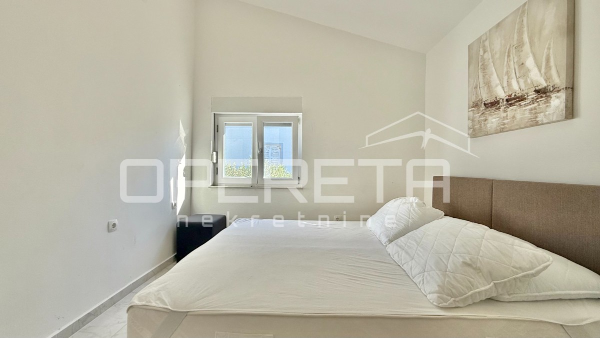 Novalja – appartamento trilocale di 85 m², a 500 m dal mare