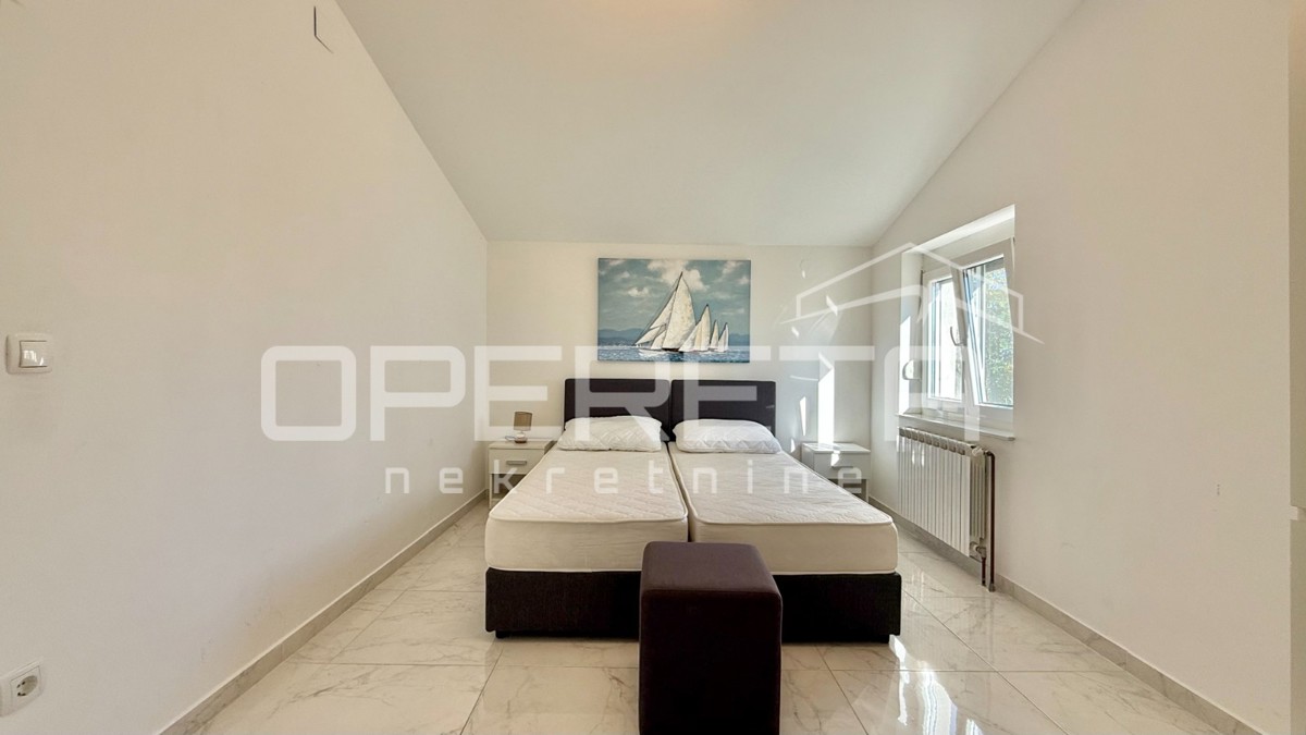 Novalja – appartamento trilocale di 85 m², a 500 m dal mare