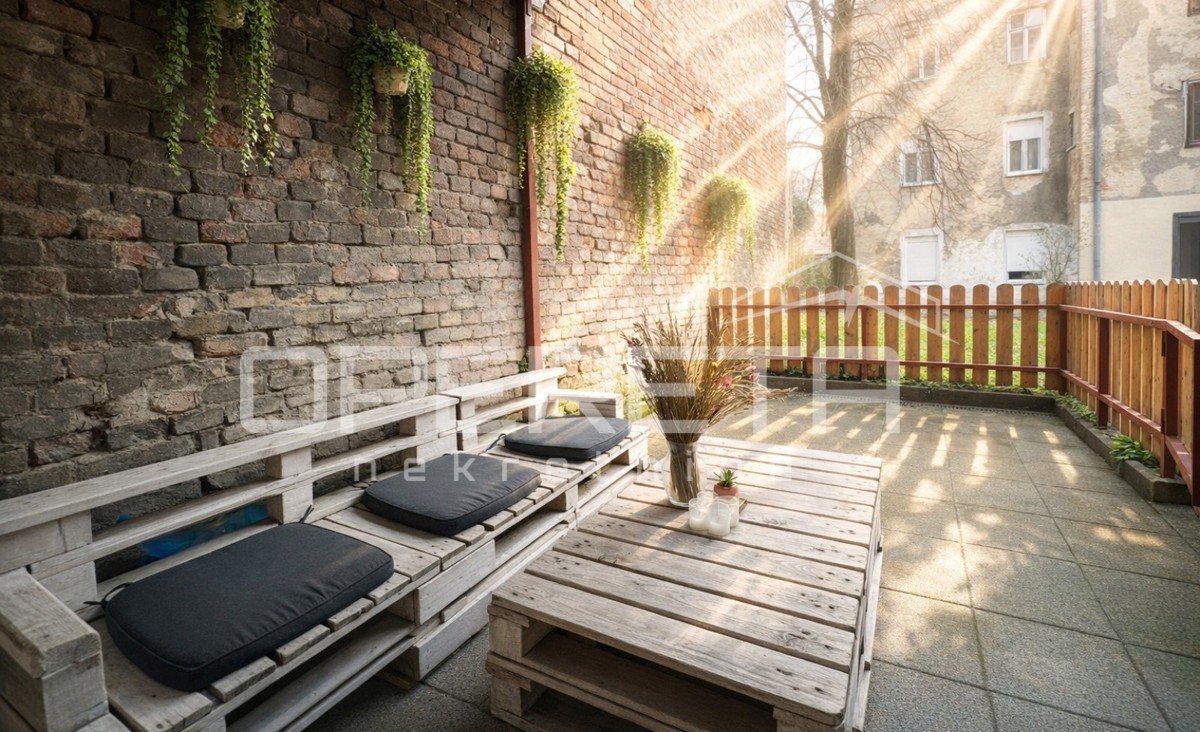 Vendita, Appartamento, Centar, Palmotićeva ulica , 2l, 45m2