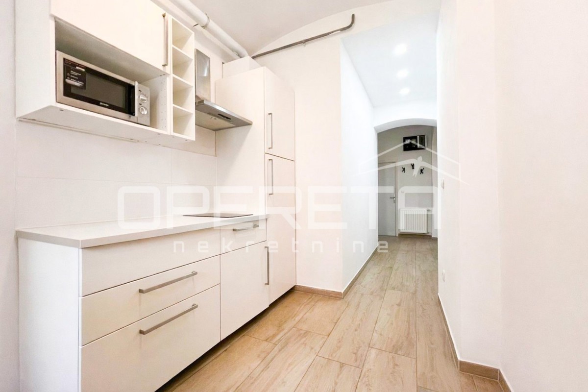 Vendita, Appartamento, Centar, Palmotićeva ulica , 2l, 45m2