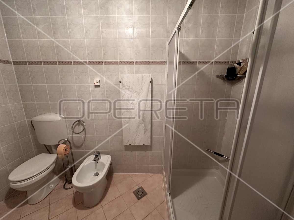 Villa unica con vista incantevole a Njivice, Krk