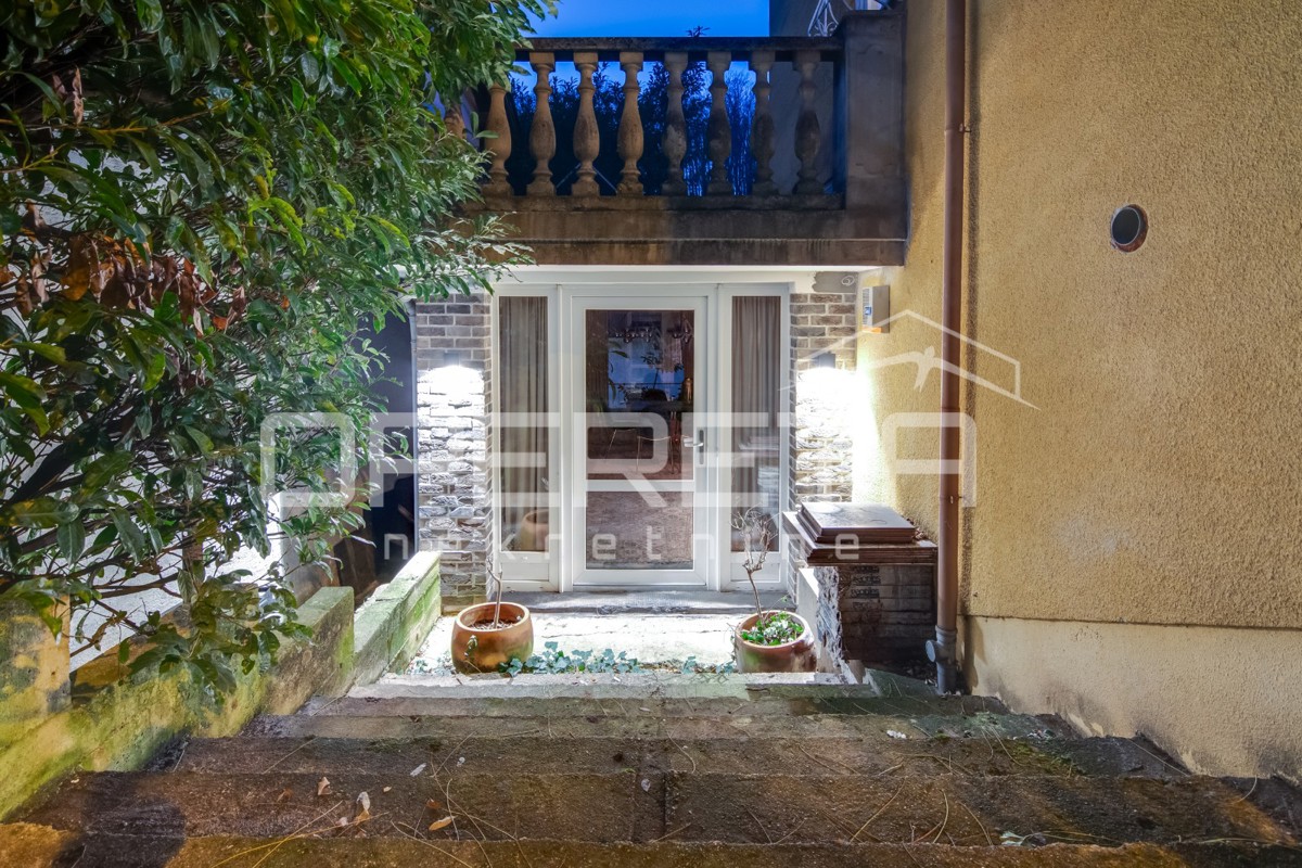 Vendita, Casa, Črnomerec, Lea Mullera, Indipendente, 233m2