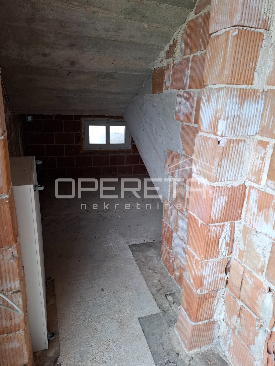 Vendita, Casa, Malinska, Sabljići , Edificio doppio, 291m2