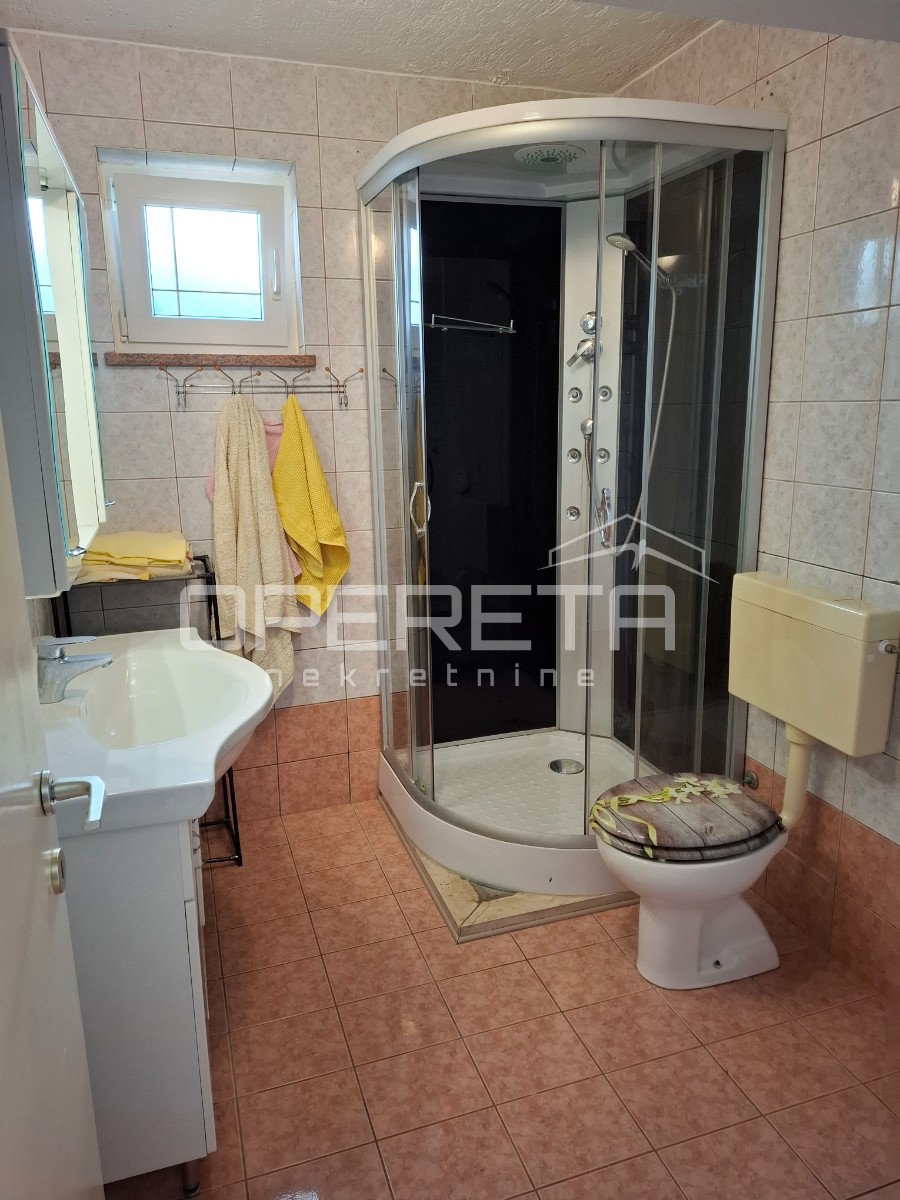 Vendita, Casa, Malinska, Sabljići , Edificio doppio, 291m2