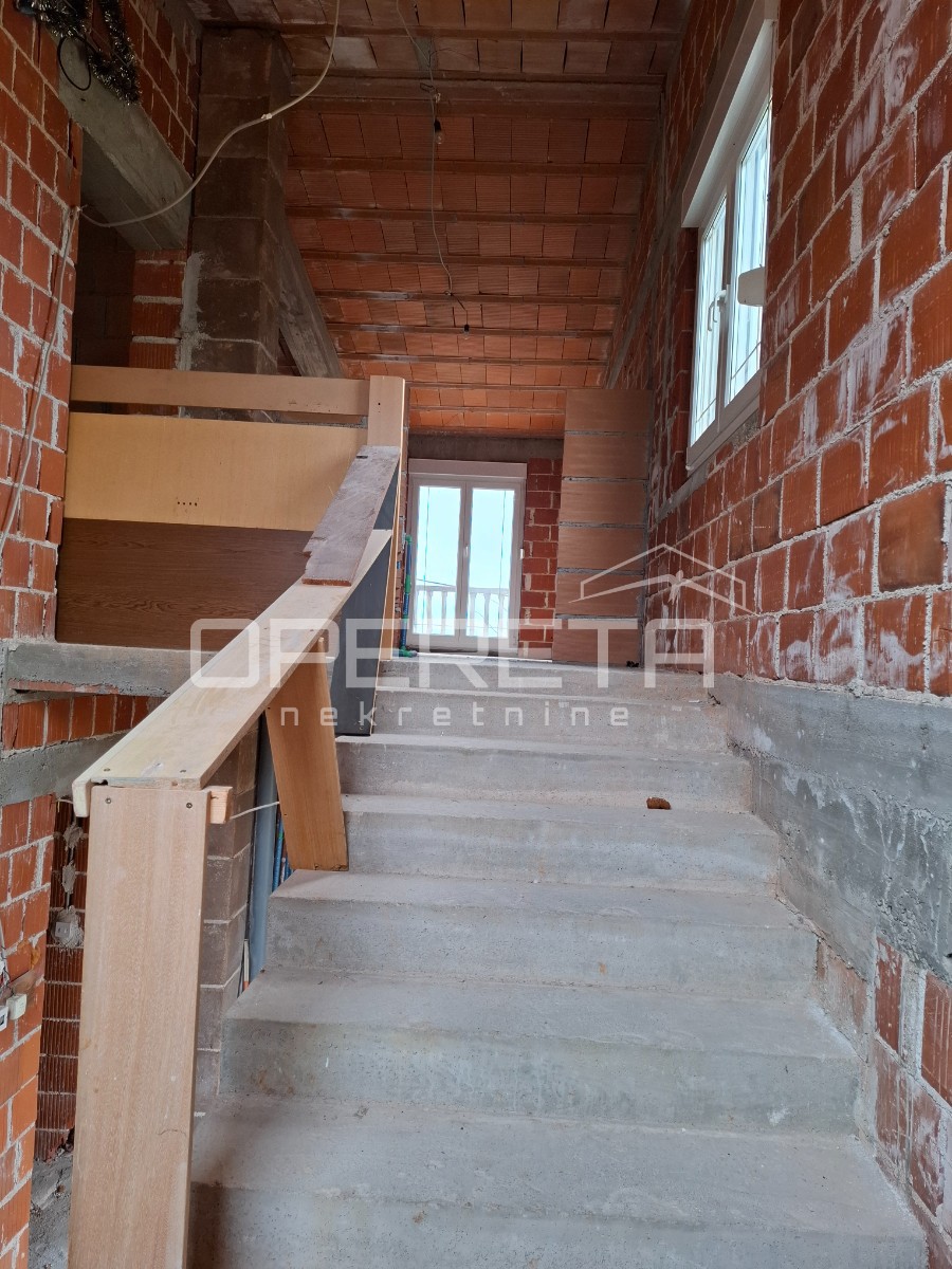 Vendita, Casa, Malinska, Sabljići , Edificio doppio, 291m2