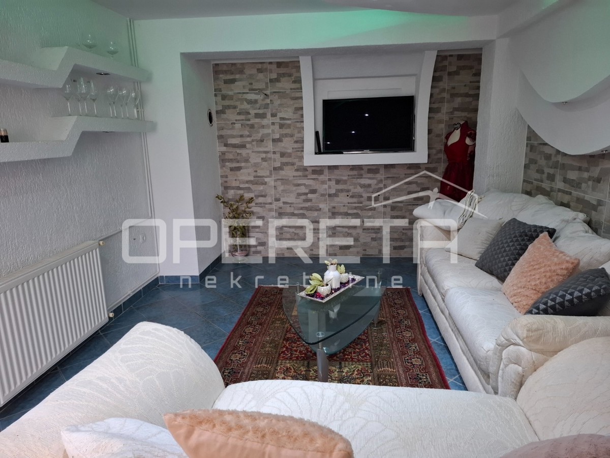 Vendita, Casa, Malinska, Sabljići , Edificio doppio, 291m2