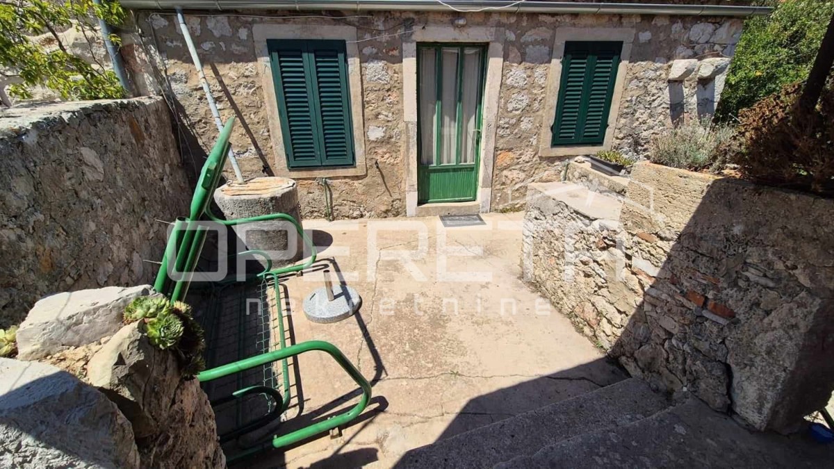 Autentico contesto per un nuovo capitolo sull'isola di Hvar