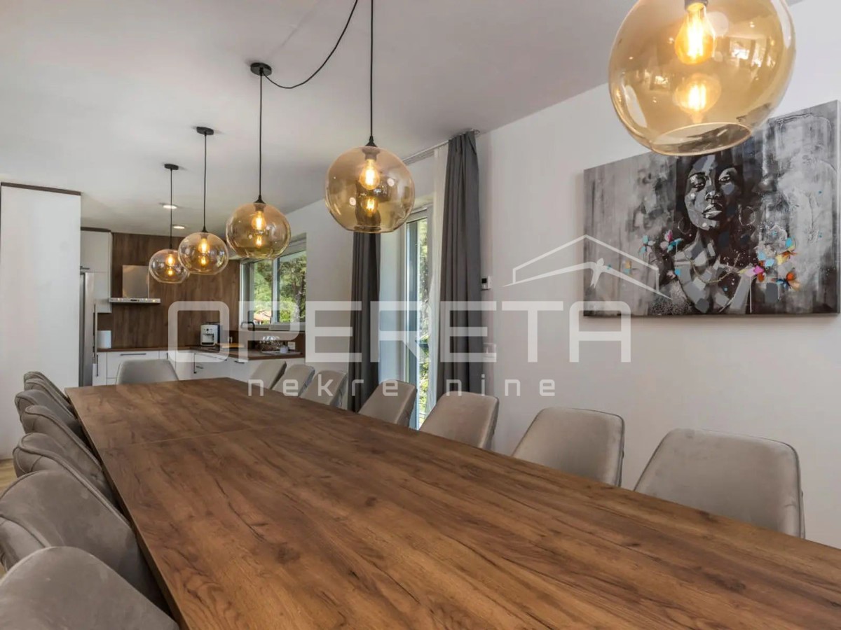 Villa di lusso con vista mare e piscina – Mošćenička Draga