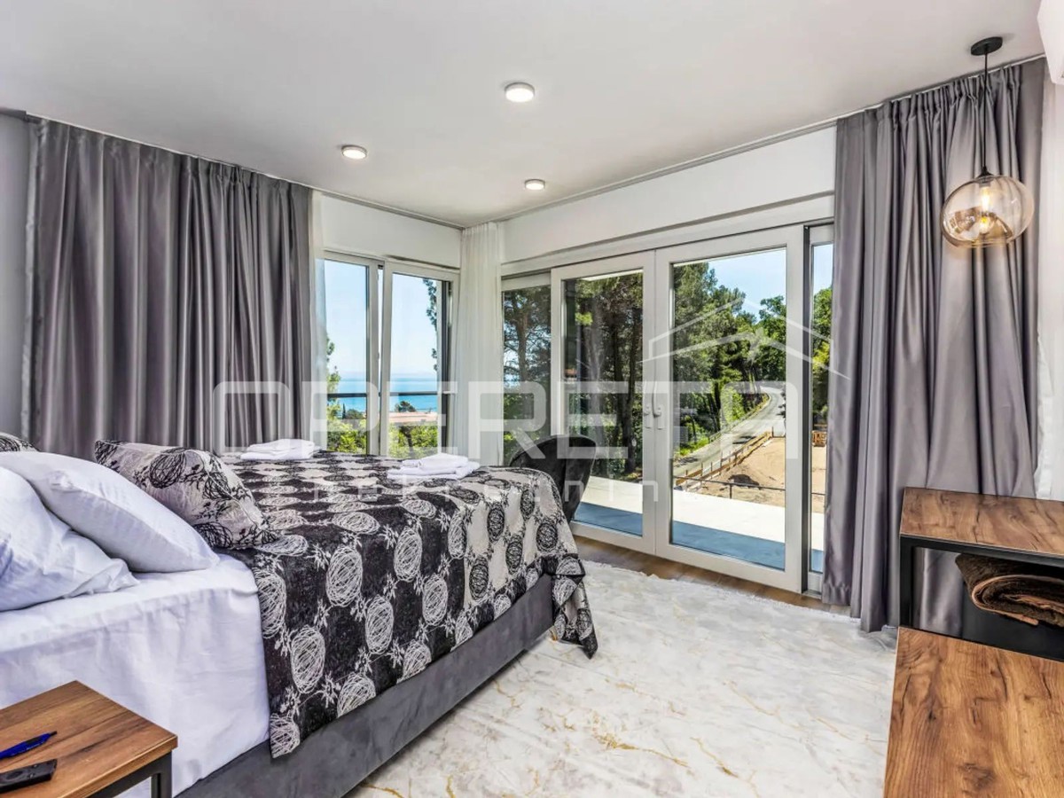 Villa di lusso con vista mare e piscina – Mošćenička Draga