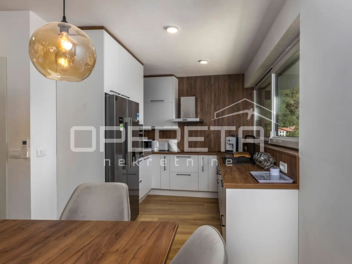 Villa di lusso con vista mare e piscina – Mošćenička Draga