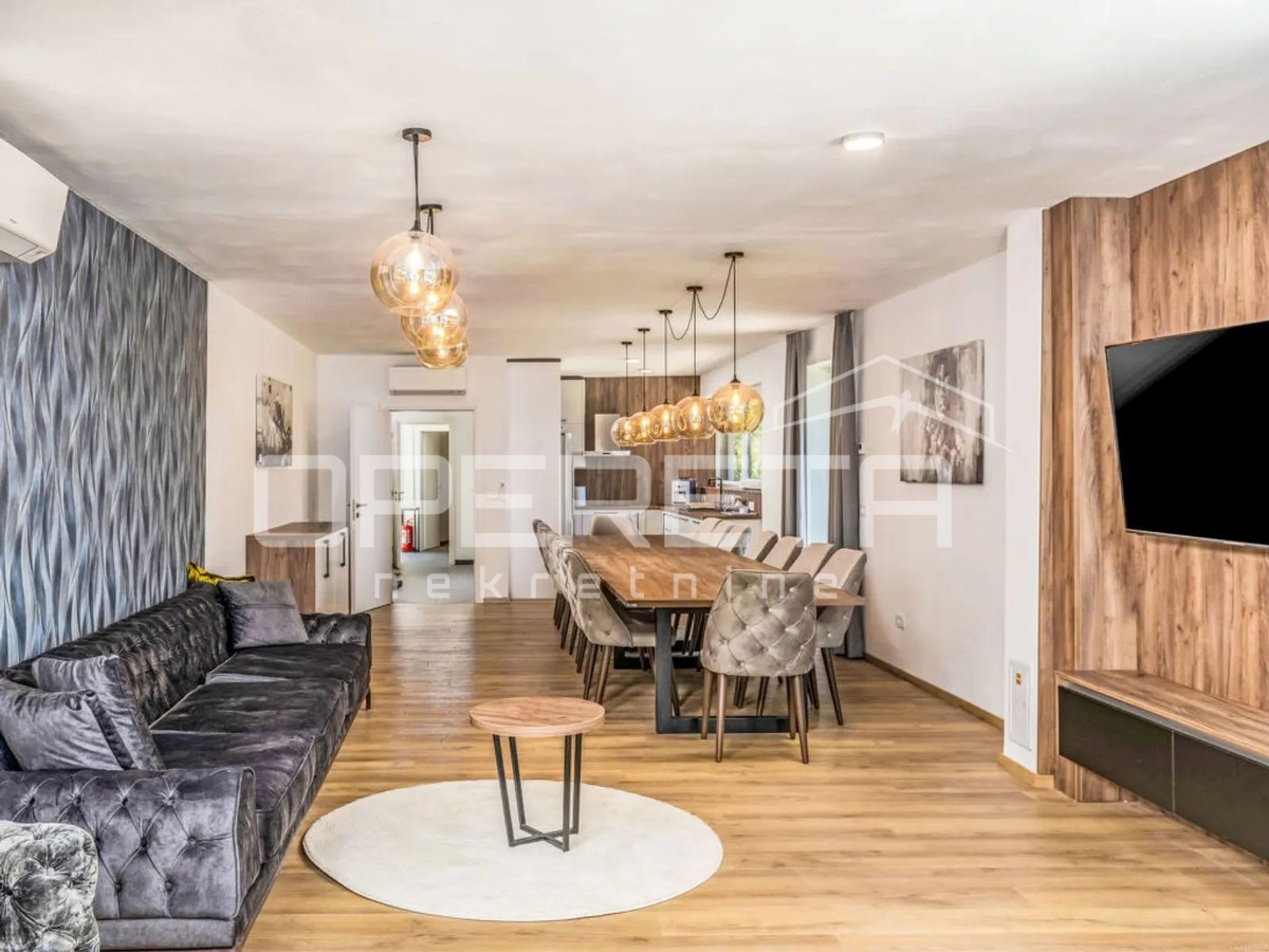 Villa di lusso con vista mare e piscina – Mošćenička Draga