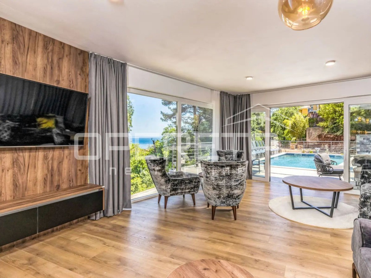 Villa di lusso con vista mare e piscina – Mošćenička Draga