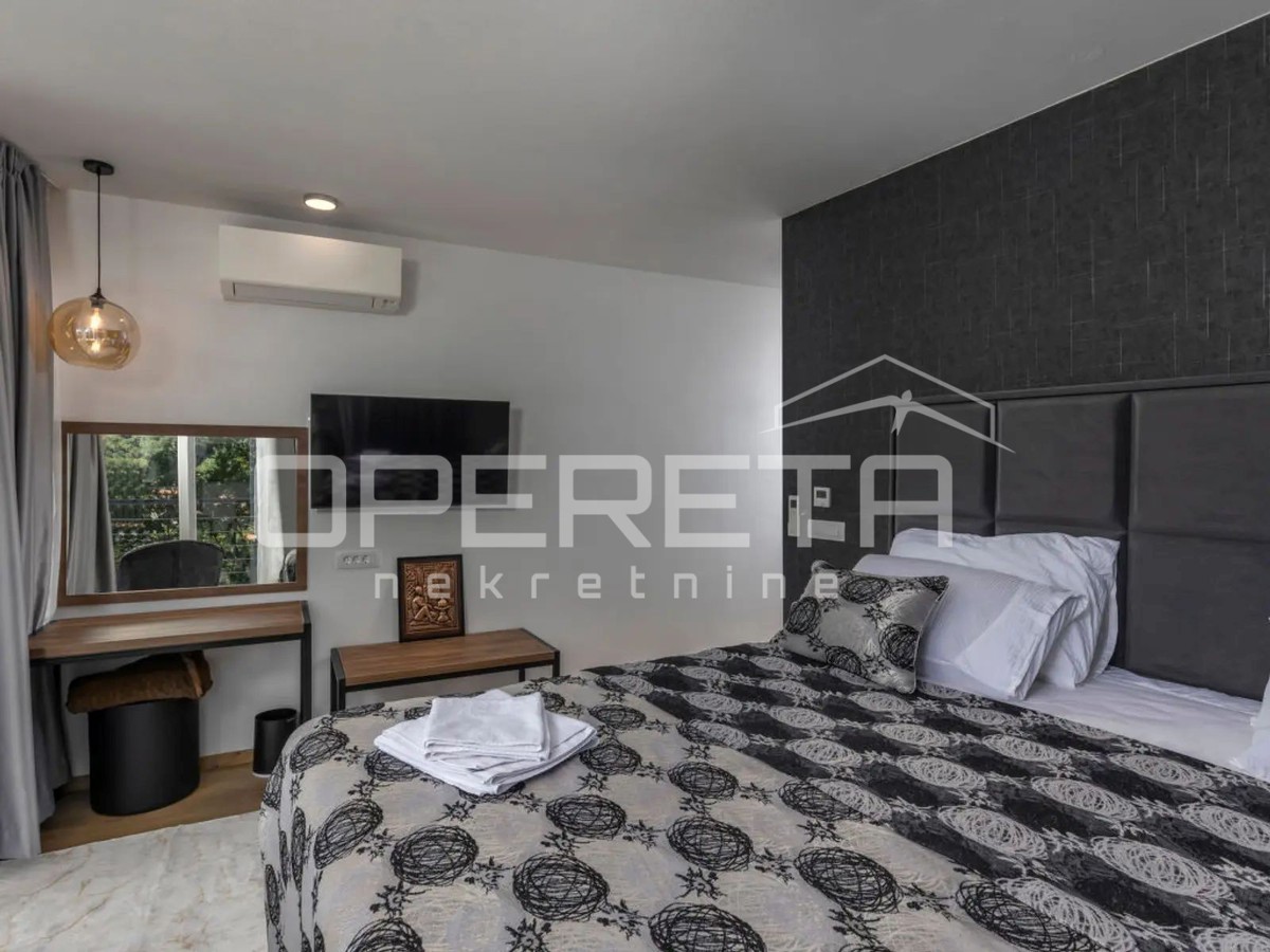 Villa di lusso con vista mare e piscina – Mošćenička Draga