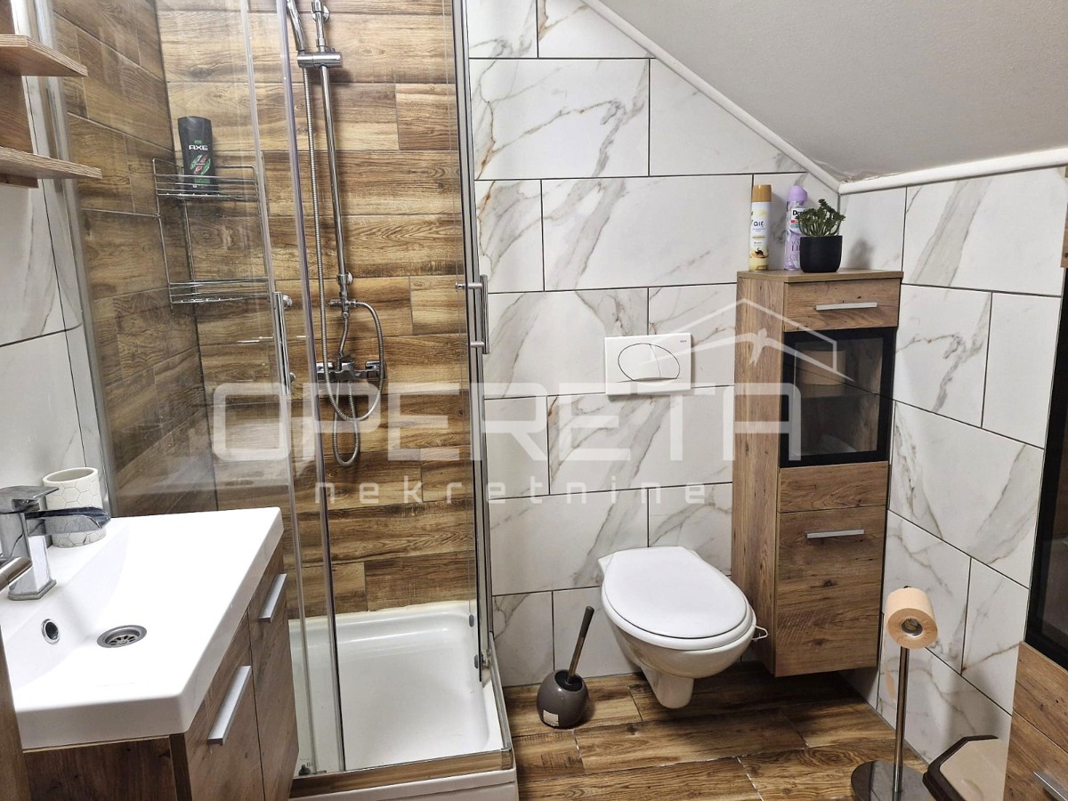 Vendita, Casa, Kloštar Ivanić, Kloštar Ivanić, Indipendente, 226m2