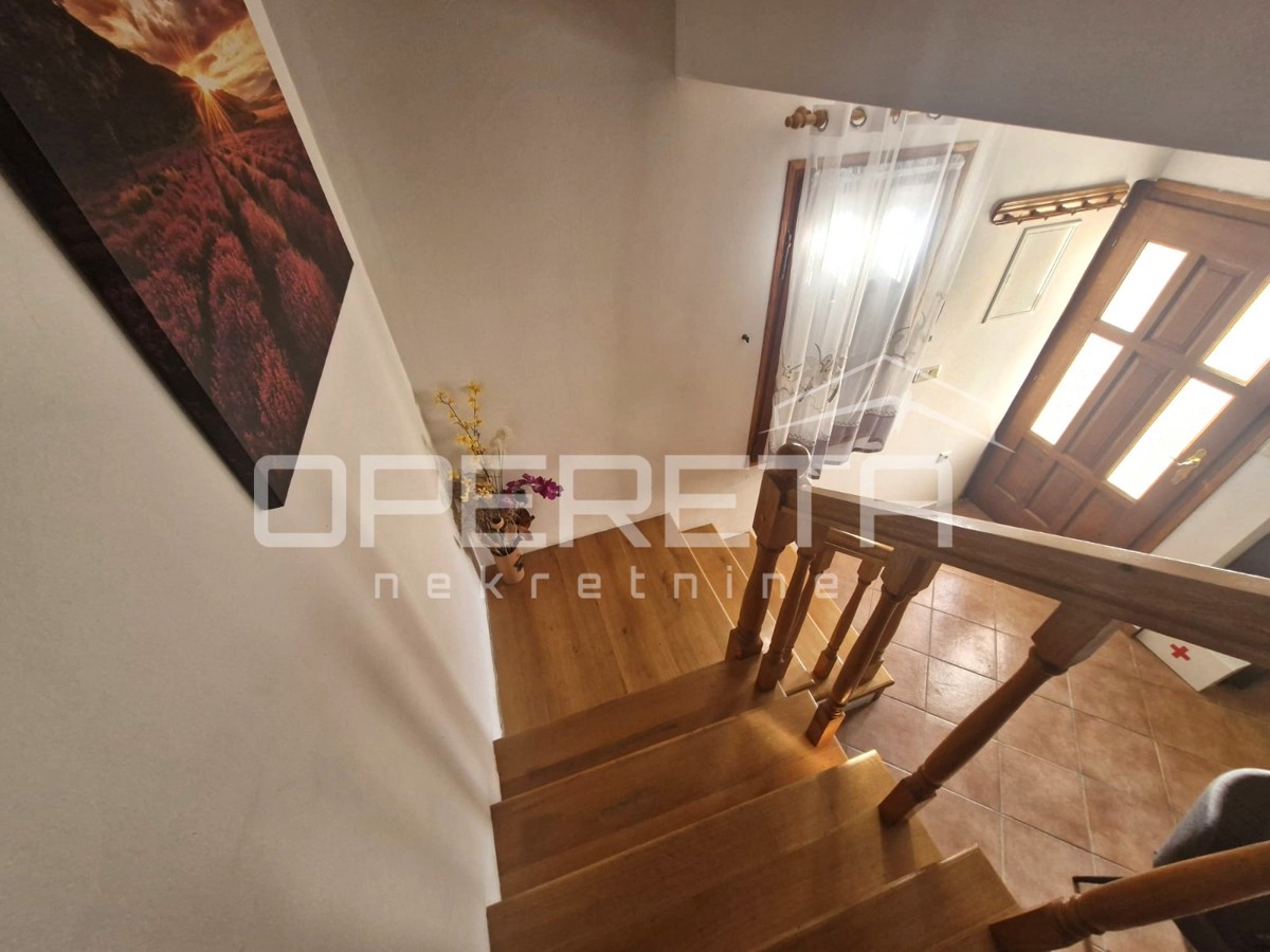 Vendita, Casa, Kloštar Ivanić, Kloštar Ivanić, Indipendente, 226m2