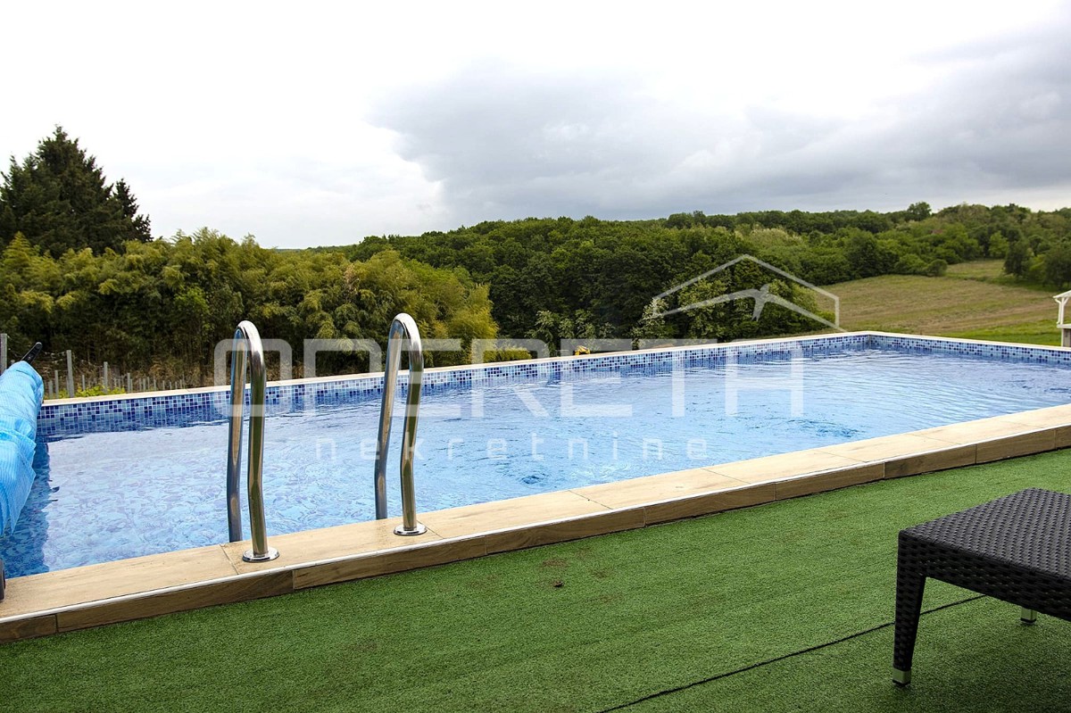 Vendita, Casa, Kloštar Ivanić, Kloštar Ivanić, Indipendente, 226m2