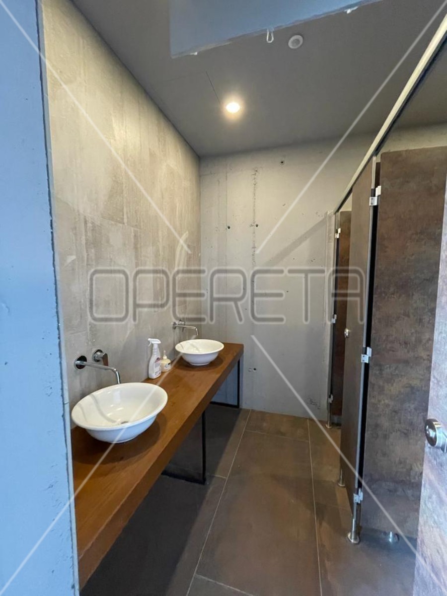 Vendita, Locale su strada, Savica, Zinke kunc, 217m2