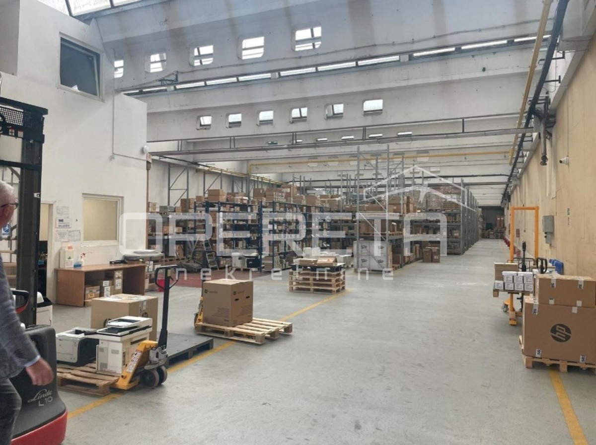 Vendita, Edificio commerciale, Žitnjak, Slavonska avenija, 4245m2