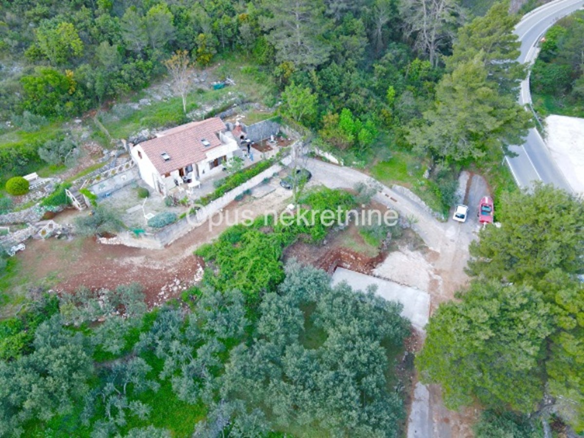 Trpanj, casa con vista e ampio giardino