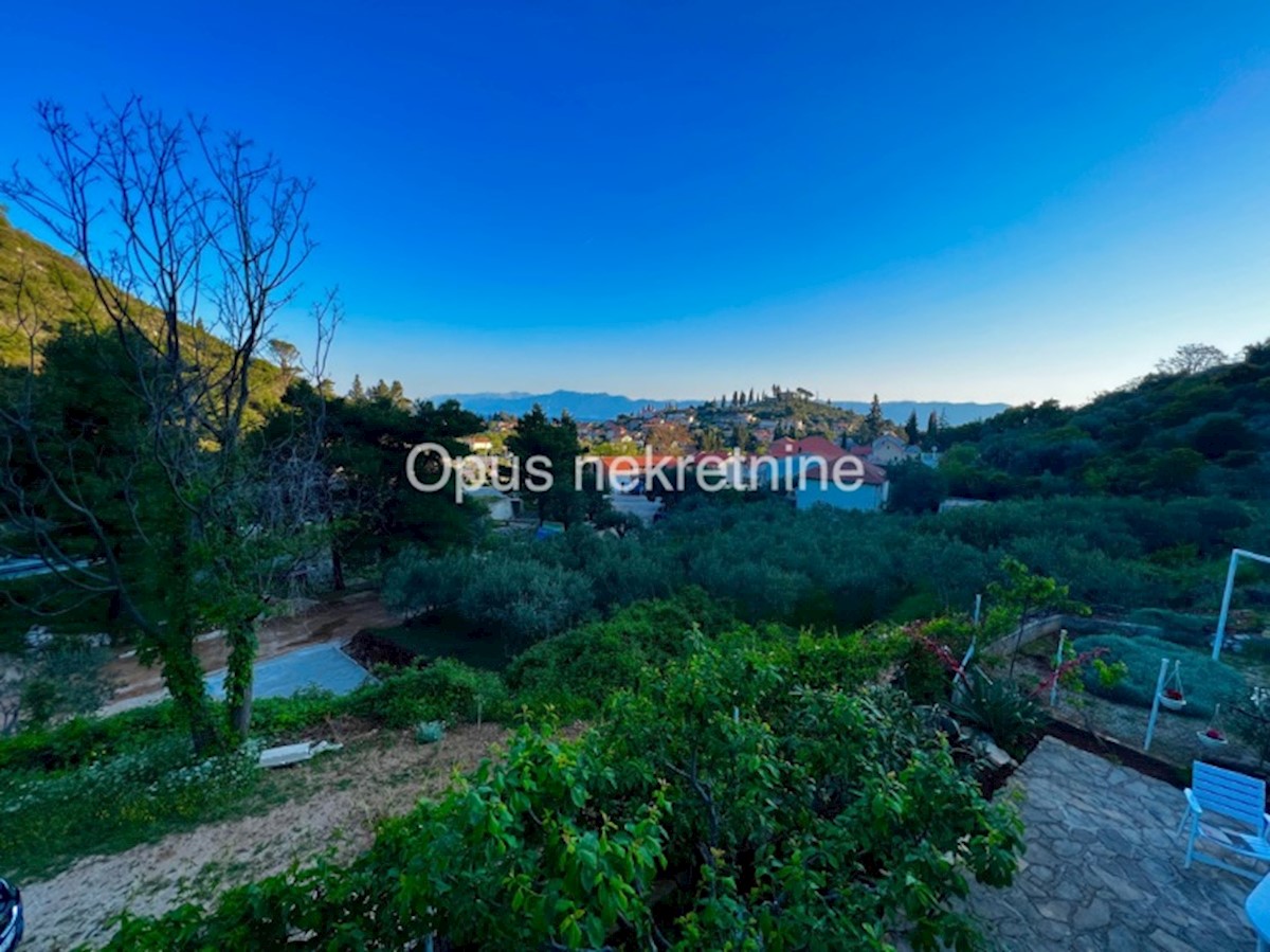 Trpanj, casa con vista e ampio giardino