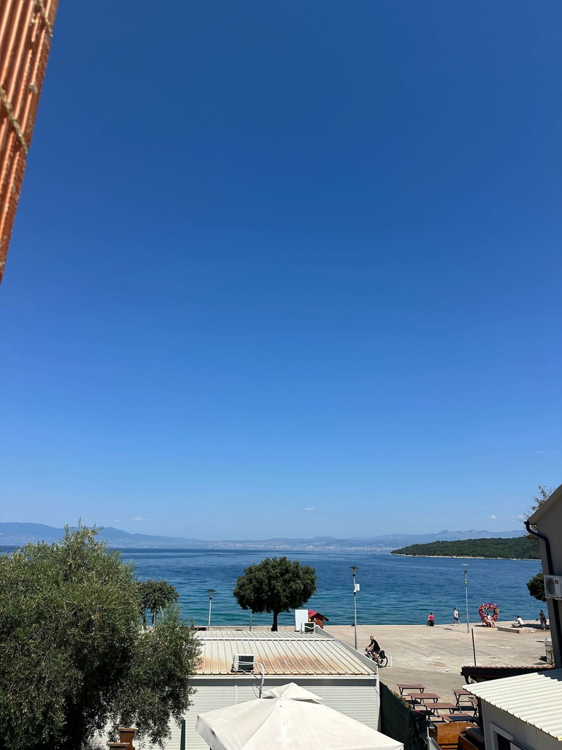 Primo piano sul mare! Appartamento di lusso con vista mare - Njivice